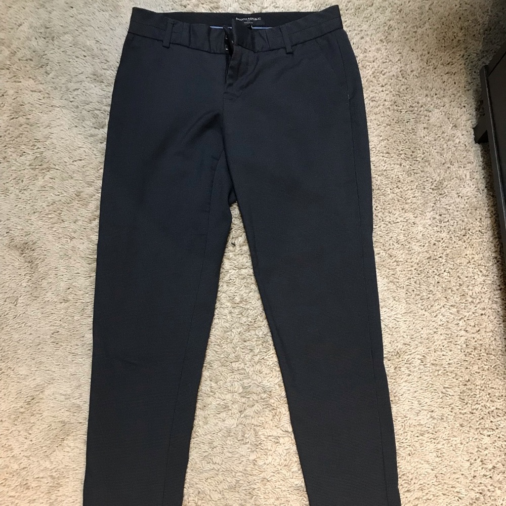 Banana Republic Dress pants navy and black pattern